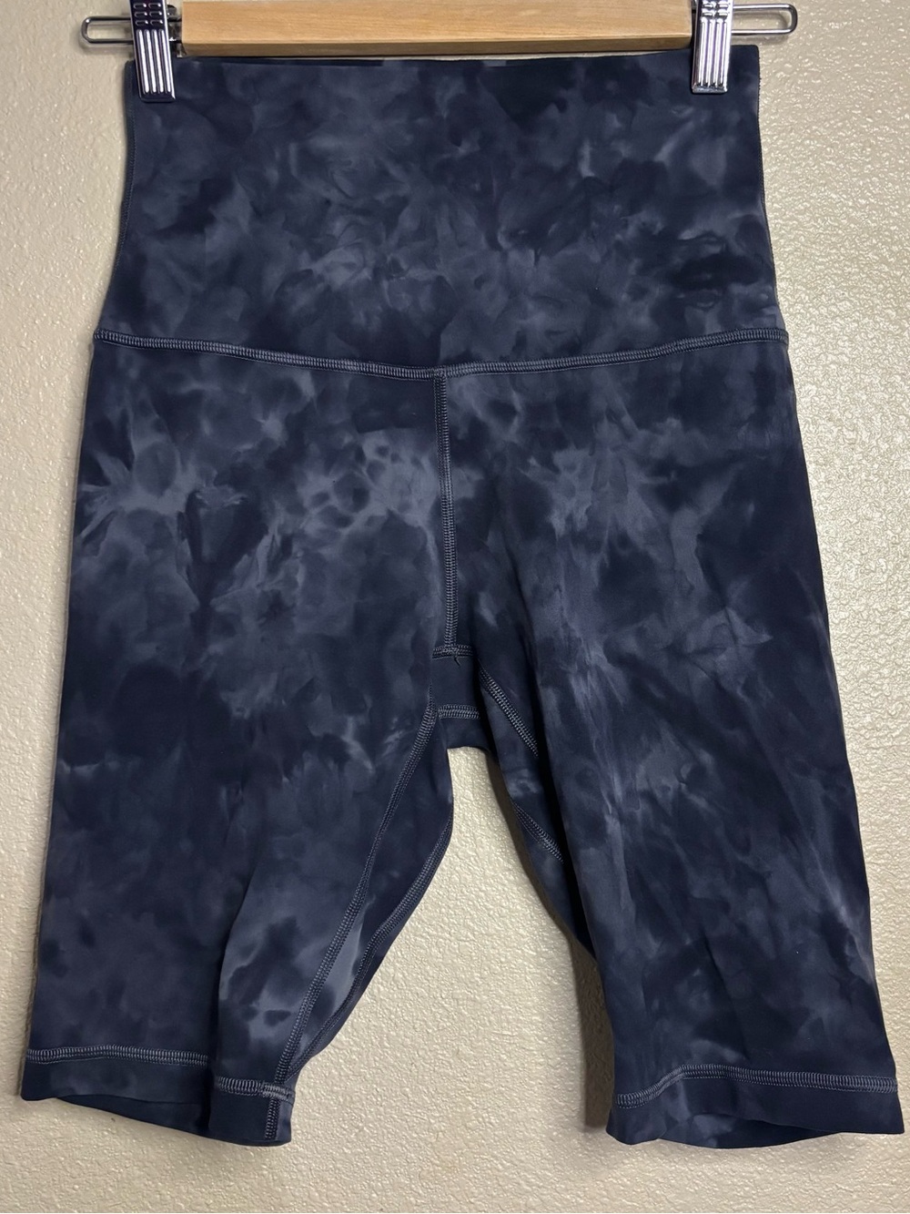 Lululemon Athletica Align Short Diamond Dye size 6